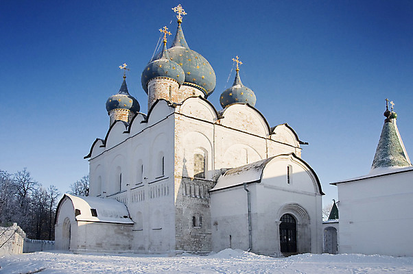 포토 JPG 해외이미지 전통 외관 기독교 종교 여행 십자가 건축양식 하늘 사람없음 성당 교회 탑 바위 시골 사찰 역사 러시아 천국 러시아인 옛날 크렘린궁전 해외202004 해외포토 서양인 건축물 건축 유럽 종교건축 건물 궁전 돌_바위 크렘린 파일형식 이미지허브