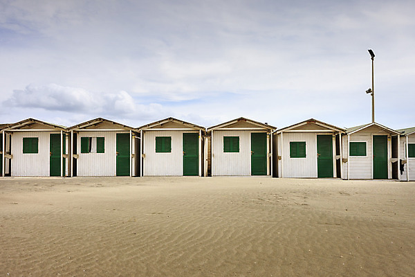 포토 JPG 해외이미지 모래 바다 여행 건축양식 휴가 사람없음 야외 목재 여름 컬러풀 태양 침묵 이탈리아 그리기 로마 장면 줄서기 해외202004 해외포토 자연요소 나무 계절 건축 유럽 컬러 재료 모션 소리 파일형식 이미지허브