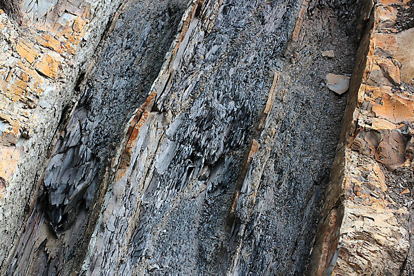 포토 JPG 해외이미지 디자인 벽 바다 백그라운드 패턴 표면 추상 산 경사 사람없음 가로 줄무늬 절벽 조약돌 거친 균열 부식 질감 사암 층 내추럴 고체 그런지 석판 압력 압축 옛날 지질 지질학 채석 효과 해외202004 해외포토 교육 무늬 모션 돌_바위 파일형식 이미지허브