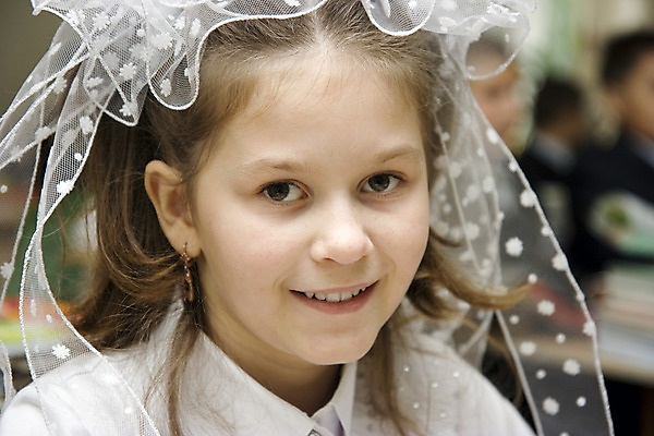 포토 JPG 해외이미지 1 전통 응시 여학생 교육 얼굴 어린이 컨셉 생각 교실 학교 새로움 한명 미소 사람 앉기 풍경 소녀 이벤트 방 가을 가르침 작음 9월 강의 집중 책상 활 시작 고집 진짜 초보 해외202004 해외포토 학생 시선 계절 여자 가구 모션 표정 신체부위 날짜 크기 파일형식 이미지허브