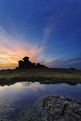 포토 JPG 해외이미지 호수 풍경 사람없음 숲 언덕 산악지대 다트무어 해외202004 해외포토 산 파일형식 이미지허브