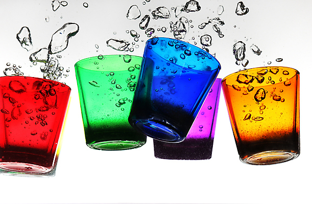 포토 JPG 해외이미지 음료 백그라운드 자연 유리 사람없음 초록색 물 빛 반사 노란색 거품 흰색 물방울 신선 투명 액체 떨어짐 고립 해외202004 해외포토 자연요소 컬러 컨셉 재질 생태계 파일형식 이미지허브