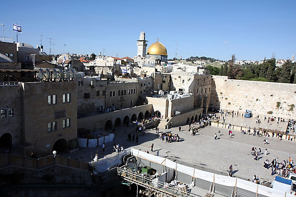 포토 JPG 해외이미지 종교 벽 여행 산 파노라마 풍경 사람없음 여행객 믿음 성경 기도 사찰 역사 황금 중앙 이슬람교 모스크 유대인 동쪽 서쪽 순례 순례자 숭배 신앙심 예루살렘 옛날 이스라엘 팔레스타인 해외202004 해외포토 감정 중동 종교용품 종교건축 촬영기법 사람 방향 서아시아 파일형식 이미지허브