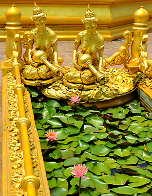 포토 JPG 해외이미지 전통 디자인 옷 아시아 종교 조각 백그라운드 패턴 바지 태국 표면 형상 사람없음 장식 파란색 조각상 숫자 유행 믿음 탑 직물 도시 사찰 뱀 숲 악마 남색 성직자 승려 목사 질감 땀 섬유 수도원 그런지 사리탑 수녀원 숭배 신앙심 옛날 우화 철학 충실 스타일 해외202004 해외포토 문자 건축물 교육 감정 나라 컬러 무늬 종교건축 파충류 하의 조형물 파일형식 이미지허브