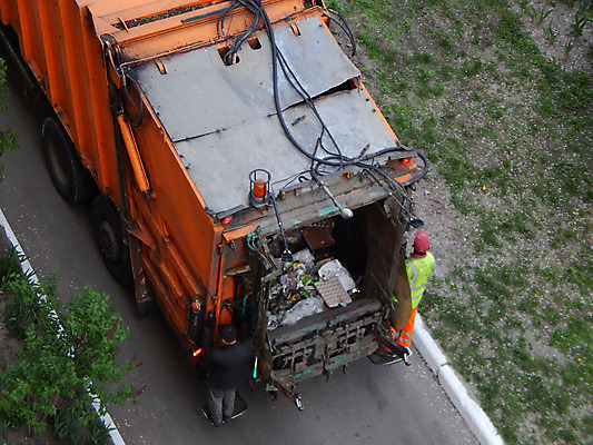 포토 JPG 해외이미지 산업 노동자 거리 사람없음 재활용 쓰레기통 도시 업무 캔 위생 쓰레기 폐기물 플라스틱 거절 수집 서비스 짐차 낭비 수집가 해외202004 해외포토 직업 컨셉 자동차 재질 작업 친환경 파일형식 이미지허브