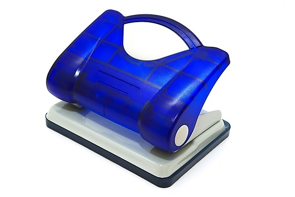 포토 JPG 해외이미지 모양 종이 비즈니스 장신구 학교 취미 사람없음 사무실 금속 기계 장비 흰색 기구 도구 업무 구멍 자르기 오브젝트 싱글 문서 고립 해외202004 해외포토 교육 컬러 모션 재질 작업 파일형식 이미지허브