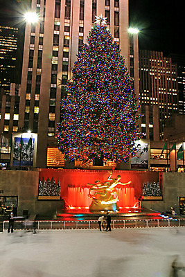 포토 JPG 해외이미지 나무 계절 음악 크리스마스 겨울 비즈니스 공 휴가 전등 새로움 새해 기념 사람없음 건물 장식 빨간색 물 금융 빛 사무실 미국 축하 도시 업무 센터 사과 야간 저녁 큼 분수 라디오 네온 마법 맨해튼 옛날 해외202004 해외포토 자연요소 식물 건축물 기념일 컬러 컨셉 북아메리카 과일 문화예술 조명 경제 전자제품 작업 크기 뉴욕 파일형식 이미지허브
