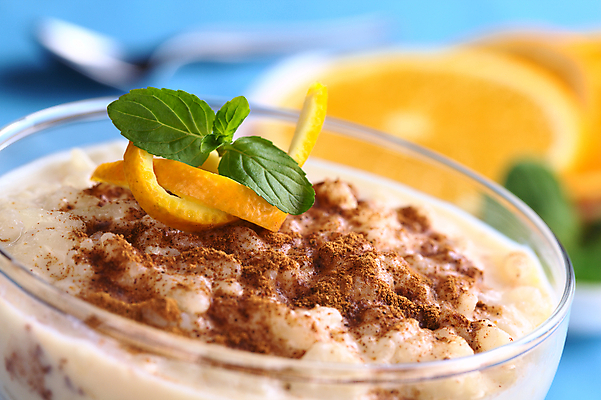 포토 JPG 해외이미지 음식 잎 오렌지 과일 밥 디저트 귤 사람없음 가로 사진촬영 우유 껍질 고명 조미료 달콤 민트 허브 향신료 푸딩 시나몬 핸드메이드 해외202004 해외포토 식물 유제품 촬영 맛 향미료 파일형식 이미지허브