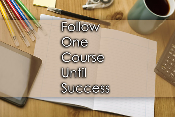 포토 JPG 해외이미지 1 디자인 컨셉 일러스트 비즈니스 텍스트 탁자 성공 안내 사람없음 목재 단어 스터디 태블릿 사무실 알약 펜 공책 머그컵 계산기 흰색 메시지 선택 목표 계획 대표 강의 책상 명상 문제풀이 해결 소통 골 마케팅 해외202004 해외포토 나무 문자 컬러 가구 재료 문구용품 컵 전자제품 스마트기기 학습 필기구 약 장비 파일형식 이미지허브