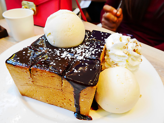 포토 JPG 해외이미지 접시 음식 빵 조각 백그라운드 과일 유리 디저트 바나나 건강 사람없음 목재 갈색 노란색 초콜릿 얼음 흰색 신선 황금 달콤 맛 아침식사 정상 설탕 굽기 크림 토스트 시럽 버터 꿀 바닐라 핸드메이드 해외202004 해외포토 자연요소 나무 식기 컬러 컨셉 재료 재질 식사 구이 파일형식 이미지허브