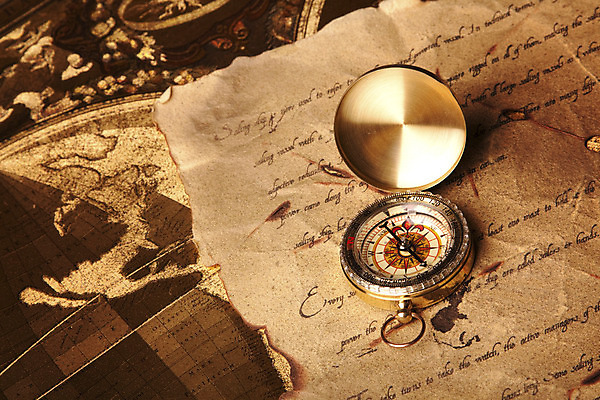 포토 JPG 해외이미지 종이 밧줄 여행 백그라운드 지도 항해 사람없음 목재 세계 망원경 장비 수확 골동품 덮개 역사 황금 나침반 편지 방향 오브젝트 복고 캔버스 페이지 북쪽 발견 그런지 세기 옛날 지리 팁 해외202004 해외포토 나무 줄 농업 배_교통 재료 모션 뚜껑 파일형식 이미지허브