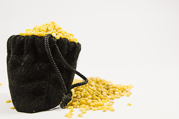 포토 JPG 해외이미지 식물 문화 음식 백그라운드 농업 다이어트 가방 재료 자연 건조 건강 사람없음 빨간색 농작물 갈색 노란색 쌓기 식사 수확 흰색 신선 그룹 낟알 인도인 유기농 비둘기 완두콩 날것 흙더미 다리찢기 고립 단백질 병아리콩 식용 해외202004 해외포토 외국인 웰빙 잡화 산업 컬러 모션 조류 콩 동양인 흙 생태계 영양소 파일형식 더미 이미지허브