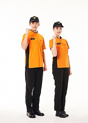 포토 JPG 스튜디오촬영 전신 여자 남자 실내 서기 20대 성인 두명 옆모습 파이팅 한국인 소방관 119 성인만 국내포토 뷰포인트 모션 사람 동양인 청년 내부 구조원 소방 전화번호 파일형식