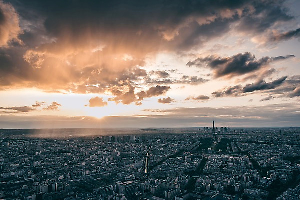 포토 JPG 구름 유럽 유럽풍경 하늘 풍경 사람없음 야외 건물 노을 일몰 프랑스 도시 야간 파리_프랑스 소나기 국내포토 자연요소 건축물 나라 날씨 파일형식