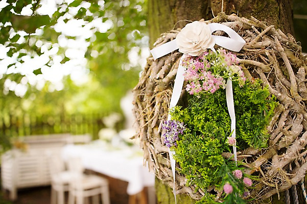 포토 JPG 주간 결혼 결혼식 사람없음 야외 아웃포커스 결혼소품 체코 리스장식 국내포토 자연요소 유럽 촬영기법 이벤트 장식 오브젝트 파일형식