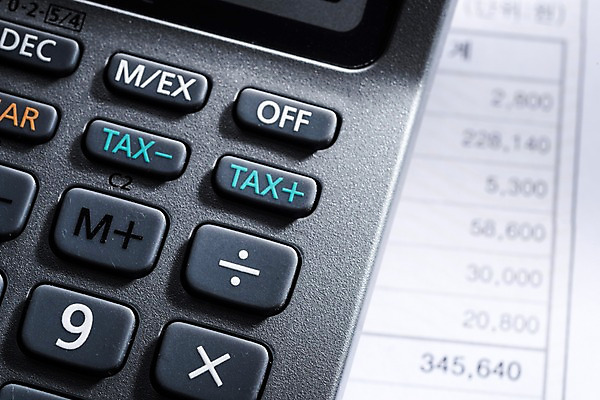 포토 JPG 스튜디오촬영 실내 근접촬영 사람없음 아웃포커스 금융 계산기 영수증 세금 연말정산 국내포토 뷰포인트 문구용품 촬영기법 내부 경제 장비 파일형식