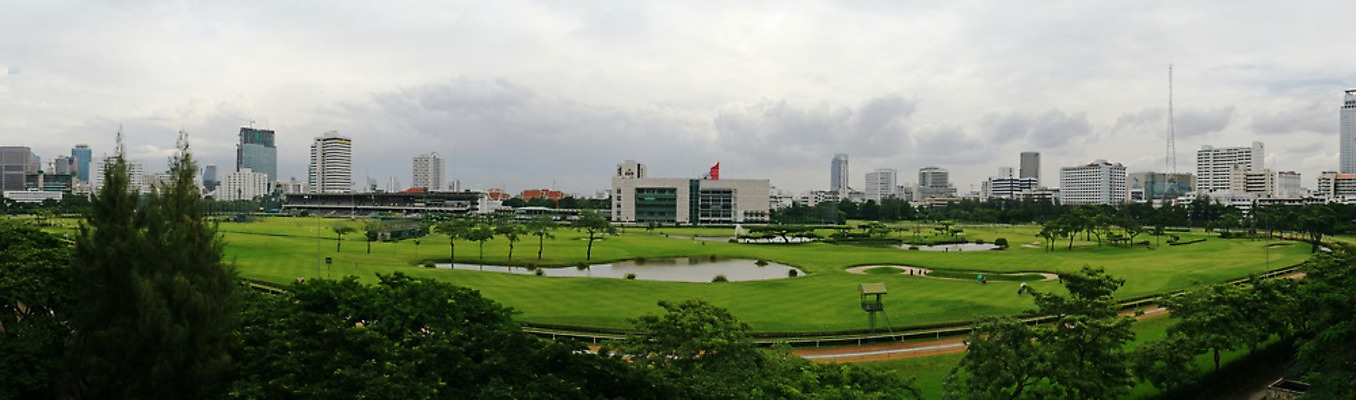포토 JPG 해외이미지 스포츠 골프 비즈니스 골프장 태국 자연 하늘 파노라마 풍경 취미 사람없음 야외 초록색 도시풍경 고층빌딩 도시 도심 클럽 방콕 내추럴 정리함 해외202004 해외포토 아시아 컬러 스포츠시설 촬영기법 빌딩 구기 생태계 파일형식 이미지허브