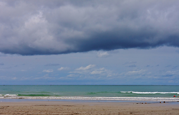 포토 JPG 해외이미지 구름 계절 모래 파도 바다 섬 여행 백그라운드 컨셉 자연 벽지 하늘 날씨 휴가 휴식 풍경 사람없음 야외 물 여름 파란색 컬러풀 햇빛 노란색 평화 우주 맑음 꿈 흰색 뜨거움 서핑 휴양지 장면 내추럴 파라다이스 수평선 해외202004 해외포토 자연요소 컬러 태양 장소 수상스포츠 생태계 파일형식 이미지허브
