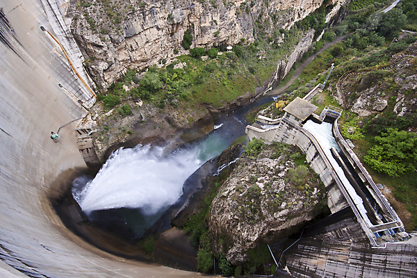 포토 JPG 해외이미지 산업 호수 벽 건축양식 자연 하늘 풍경 사람없음 야외 건물 물 파란색 강 환경 계곡 힘 폭포 흐름 발전기 에너지 저수지 붓기 역 떨어짐 주식 댐 연료 자원 공학 세대 수력발전 전압 공급 해외202004 해외포토 자연요소 건축물 공공시설 교육 건축 컬러 컨셉 교통시설 모션 금융 발전소 발전 생태계 수력에너지 파일형식 이미지허브