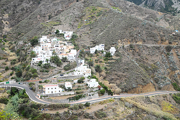 포토 JPG 해외이미지 전통 유럽 섬 여행 건축양식 자연 산 주택 노르웨이 풍경 사람없음 마을 도시 사찰 스위스 그리스 알프스 타운 그리스인 옛날 메테오라 해외202004 해외포토 서양인 건축 나라 종교건축 건물 세계문화유산 생태계 파일형식 이미지허브