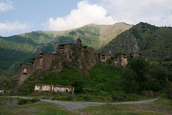 포토 JPG 해외이미지 유럽 여행 건축양식 자연 휴가 산 사람없음 여름 여행객 폐허 고고학 옛날 조지아 해외202004 해외포토 계절 교육 건축 나라 사람 생태계 동유럽 파일형식 이미지허브