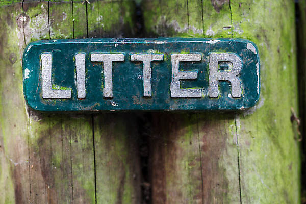 포토 JPG 해외이미지 동물 공원 벽 경고 타이포그라피 사람없음 목재 초록색 단어 바구니 걷기 재활용 금지 정보 쓰레기통 주름 메시지 던지기 선택 쓰레기 폐기물 컨테이너 버리기 심볼 사인 법 공지사항 시트 낭비 구김 생태학 위생관리 제안 제어 주목 폐휴지 해외202004 해외포토 나무 문자 공공시설 교육 산업 컬러 컨셉 재료 모션 관리 화장지 친환경 파일형식 이미지허브