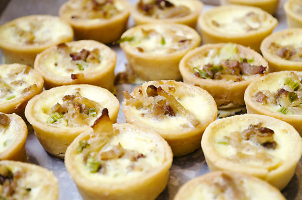 포토 JPG 해외이미지 치즈 사람없음 맛 입가심 타르트 페스츄리 해외202004 해외포토 빵 컨셉 유제품 파이_빵 파일형식 이미지허브