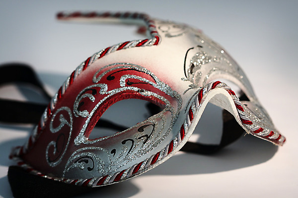 포토 JPG 해외이미지 디자인 여자 얼굴 백그라운드 컨셉 추상 휴가 가면 미술 사람없음 장식 파티 유행 축제 이탈리아 축하 신비 비밀 극장 베네치아 공상 변장 연극 가면무도회 숨기 해외202004 해외포토 유럽 무늬 모션 문화예술 사람 이벤트 신체부위 무도회 파일형식 이미지허브