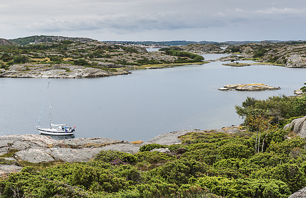 포토 JPG 해외이미지 유럽 바다 섬 여행 자연 하늘 항해 스웨덴 사람없음 물 여름 파란색 여행객 침묵 보트 암초 서쪽 스칸디나비아 수평선 해외202004 해외포토 자연요소 계절 나라 컬러 배_교통 북유럽 사람 소리 방향 생태계 파일형식 이미지허브