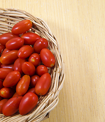 포토 JPG 해외이미지 음식 백그라운드 패턴 토마토 채소 재료 자연 건강 사람없음 빨간색 활발 샐러드 떨어짐 유기농 질감 고립 채식주의자 해외202004 해외포토 웰빙 컬러 컨셉 무늬 생태계 채식 파일형식 이미지허브
