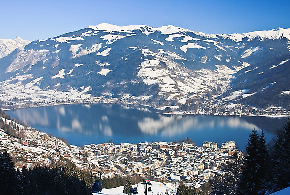 포토 JPG 해외이미지 나무 구름 응시 유럽 호수 스포츠 겨울 교통시설 자연 하늘 날씨 휴가 스키 파노라마 풍경 경사 사람없음 야외 목재 햇빛 맑음 얼음 장비 추위 흰색 도시 오스트리아 숲 휴양지 알프스 리프트 지역 선로 해외202004 해외포토 자연요소 식물 시선 계절 나라 컬러 교통 재료 겨울스포츠 촬영기법 태양 장소 시설 생태계 파일형식 이미지허브