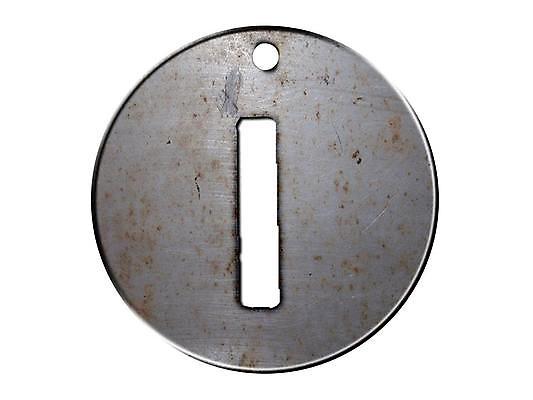 포토 JPG 해외이미지 캐릭터 디자인 알파벳 텍스트 표면 사람없음 그래픽 장식 3D 금속 원형 인쇄 편지 수집 심볼 오브젝트 사인 질감 방패 타입 대본 해외202004 해외포토 도형 영어 재질 디지털합성 파일형식 이미지허브