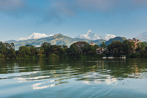 포토 JPG 해외이미지 호수 여행 자연 하늘 산 3 풍경 사람없음 야외 물 반사 평화 사찰 고도 언덕 장면 네팔 절정 히말라야 해외202004 해외포토 자연요소 아시아 컨셉 종교건축 생태계 파일형식 산맥 이미지허브