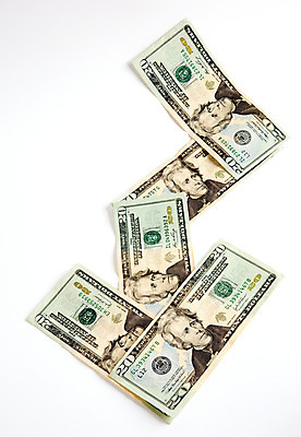 포토 JPG 해외이미지 돈 화살 사람없음 초록색 금융 달러 미국 가리킴 빚 수입 자금 해외202004 해외포토 컬러 북아메리카 손짓 경제 재산 파일형식 이미지허브