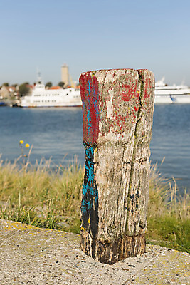 포토 JPG 해외이미지 선 벽 섬 날씨 사람없음 목재 손상 업무 얼룩 보트 우아함 부식 네덜란드 그림 윤곽 봉 포트 시들음 서쪽 썩음 옛날 터미널 해외202004 해외포토 나무 유럽 컨셉 배_교통 재료 작업 방향 파일형식 이미지허브