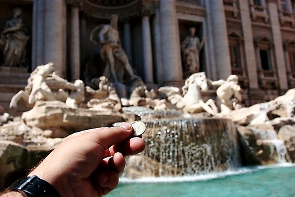 포토 JPG 해외이미지 유럽 문화 여행 하늘 풍경 사람없음 맑음 이탈리아 세계문화유산 로마 분수 정사각형 구시가지 해외202004 해외포토 도형 나라 날씨 문화재 파일형식 이미지허브