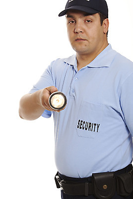 포토 JPG 해외이미지 유니폼 한명 경비 안전 사람 노란색 힘 경찰 보안관 절도 직원 라디오 예방 군용 보안 공정 순찰 장교 헬프 해외202004 해외포토 직업 1 옷 컬러 군대 전자제품 도움 범죄 보호 파일형식 이미지허브