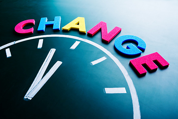 포토 JPG 해외이미지 시계 일러스트 비즈니스 성공 건강 사람없음 빛 운동 환경 칠판 성장 시간 그리기 계산 변화 분필 리프트 격려 스위치 해결 진행 개선 골 돌봄 마감 쉬운 업그레이드 카운트다운 해외202004 해외포토 감정 컨셉 모션 초크 파일형식 이미지허브