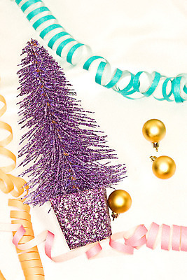 포토 JPG 해외이미지 백그라운드 크리스마스 휴가 새해 사람없음 장식 초록색 노란색 축하 질감 전나무 라일락 해외202004 해외포토 나무 기념일 꽃 컬러 컨셉 파일형식 이미지허브