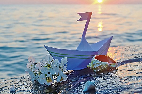 포토 JPG 해외이미지 모델 종이 어린이 바다 여행 컨셉 요트 놀이 추상 휴가 항해 미술 취미 해변 사람없음 물 여름 빛 장난감 침묵 껍질 바위 흰색 보트 작음 자르기 갑판 수집 오브젝트 활 눈금 함선 만들기 구식 인공 핸드메이드 해외202004 해외포토 자연요소 계절 컬러 무늬 배_교통 모션 문화예술 사람 소리 돌_바위 크기 파일형식 이미지허브