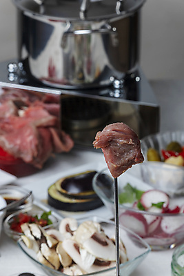 포토 JPG 해외이미지 접시 아시아 음식 분홍색 포크 겨울 재료 새우 감자 육류 어류 스테이크 요리 동양인 사람없음 금속 식사 버섯 소고기 튀김 흰색 뜨거움 수프 냄비 해산물 메뉴 올리브 날것 머리위 연어 가리비 후추 깊이 총각무 해외202004 해외포토 식기 계절 열매 나라 컬러 채소 식재료 재질 조개 서양음식 갑각류 인종 수중동물 솥 무 향신료 파일형식 이미지허브