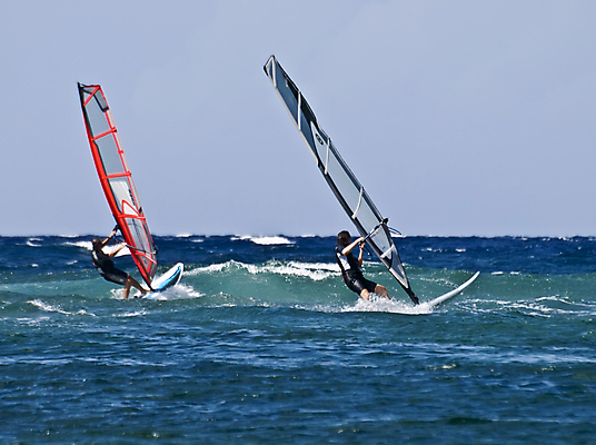 포토 JPG 해외이미지 주간 스포츠 파도 바다 사람없음 야외 힘 도전 레이싱 윈드서핑 수상스포츠 지중해 몰타섬 해외202004 해외포토 자연요소 섬 시합 몰타 파일형식 이미지허브