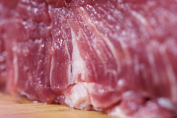 포토 JPG 해외이미지 음식 백그라운드 추상 육류 돼지고기 요리 사람없음 빨간색 저녁식사 소고기 흰색 죽음 돼지 닫기 그릴 자르기 허리 어깨 준비 날것 슛 성분 말뚝 정맥 점심식사 해외202004 해외포토 컬러 무늬 식재료 포유류 모션 주방용품 신체부위 식사 혈관 파일형식 이미지허브