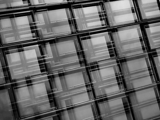 포토 JPG 해외이미지 디자인 안경 창문 유리 사람없음 건물 검은색 흰색 에코 정사각형 해외202004 해외포토 도형 건축물 잡화 컬러 재질 환경 파일형식 이미지허브