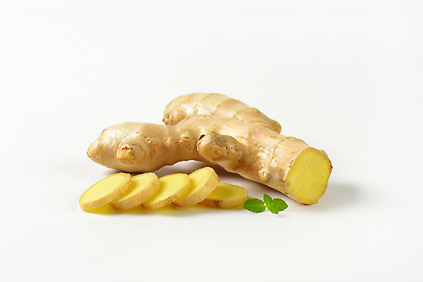 포토 JPG 해외이미지 스튜디오촬영 음식 조각 재료 건조 건강 사람없음 신선 흰배경 유기농 날것 뿌리 생강 해외202004 해외포토 웰빙 백그라운드 채소 실내 흰색 파일형식 이미지허브