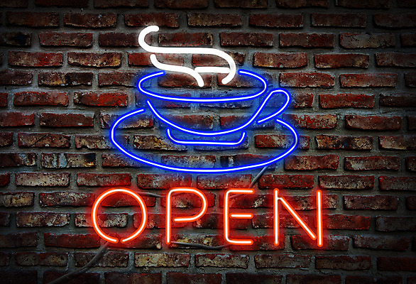 포토 JPG 해외이미지 디자인 커피 벽 일러스트 벽돌 출입구 사람없음 빨간색 빛 상점 검은색 어둠 카페 램프 야간 심볼 사인 상업 네온 문학 공지사항 소매 타입 빛망울 광 해외202004 해외포토 자연요소 음료 컬러 조명 파일형식 이미지허브