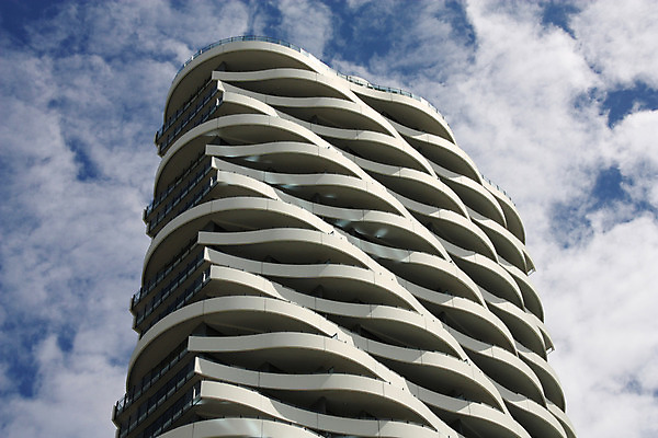 포토 JPG 해외이미지 선 파도 무늬 패턴 비즈니스 건축양식 새로움 주택 사람없음 건물 사무실 고층빌딩 발코니 도시 센터 도심 호주 큼 상승 타운 해외202004 해외포토 건축물 건축 바다 컨셉 빌딩 오세아니아 크기 파일형식 이미지허브