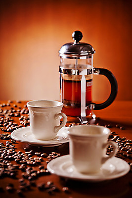 포토 JPG 해외이미지 커피 음료 오렌지 사람없음 컵 갈색 검은색 원두 닫기 아침식사 커피잔 에스프레소 따뜻한음료 해외202004 해외포토 식기 컬러 과일 모션 잔 식사 파일형식 이미지허브