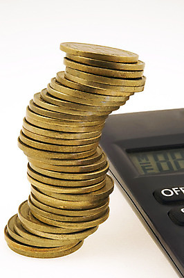 포토 JPG 해외이미지 1 선 백그라운드 돈 모션 추상 주택 사람없음 쌓기 동전 저축 그룹 재산 황금 심볼 오브젝트 속도 투자 흙더미 대출 고립 관심 해외202004 해외포토 무늬 비즈니스 건물 금융 흙 파일형식 더미 이미지허브