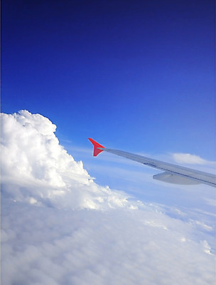 포토 JPG 해외이미지 구름 지구 백그라운드 패턴 날개 교통시설 자연 하늘 날씨 추상 비행기 안테나 풍경 경사 사람없음 여름 파란색 태양 우주 계곡 흰색 비행 오픈 땅 그림 격려 천국 강렬 해외202004 해외포토 자연요소 계절 감정 컬러 교통 무늬 통신 항공교통 모션 대중교통 시설 생태계 파일형식 이미지허브